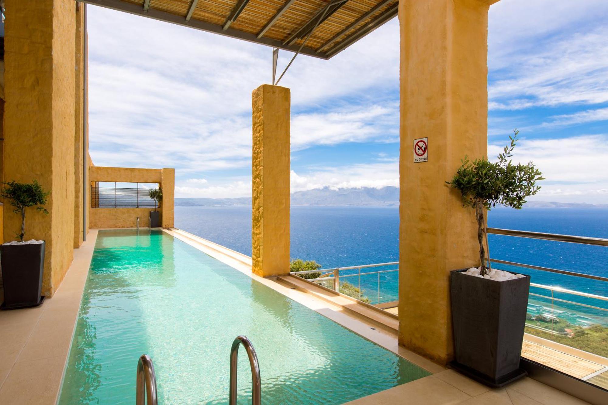 Beachfront Ravdoucha Epavlis Eleni Villa - Pool, Hot Tub, Gym, Sauna, Private Parking, Wifi La Canea Exterior foto